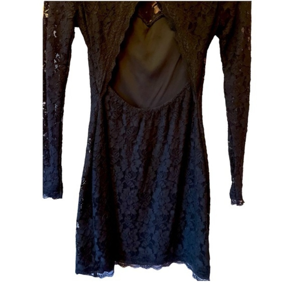 ❄️ 5/$25 Express Black Lace Overlay‎ Open Back Cocktail Dress XS - Picture 3 of 8